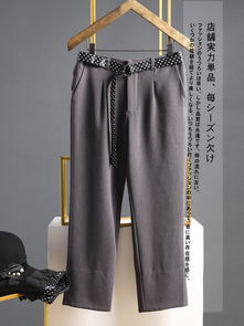 服装产品拍摄中的纺织品艺术 质感、色彩与细节的视觉呈现